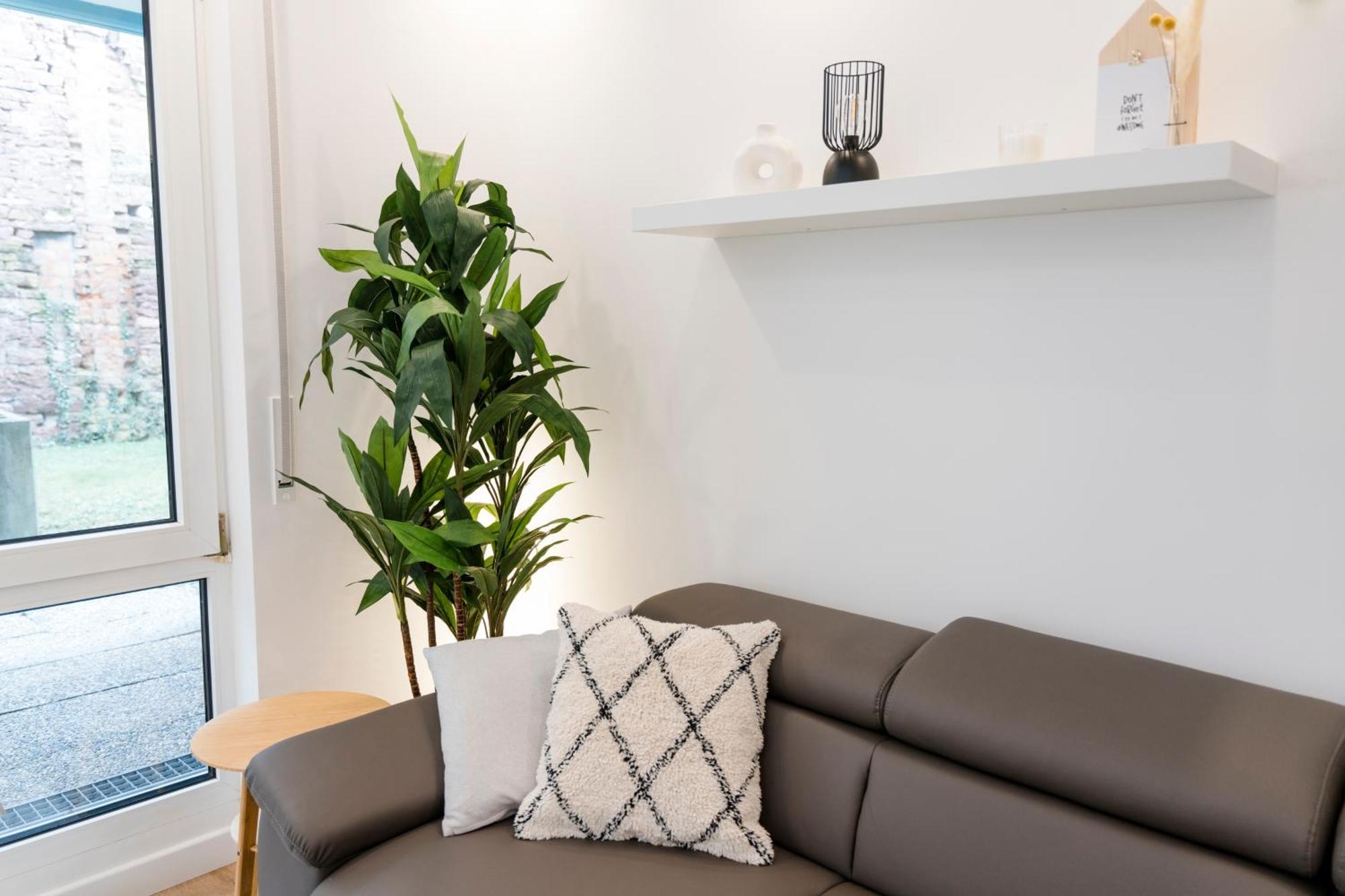 Bellabene Modernes Studio Apartment In Zentraler Lage Mit Terrasse, Parkplatz, Smarttv Πφορτζχάιμ Εξωτερικό φωτογραφία